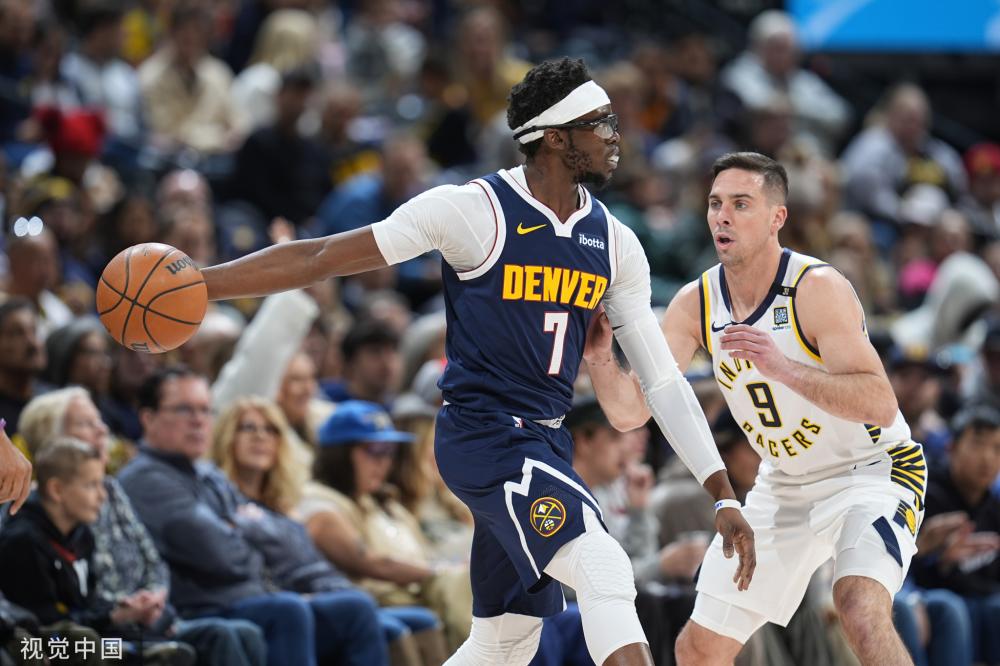 对运动员的 对运动员的